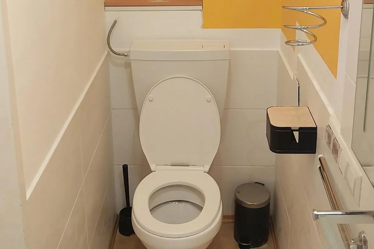 Daire 1 Zimmer Wohnung Mit Balkon
