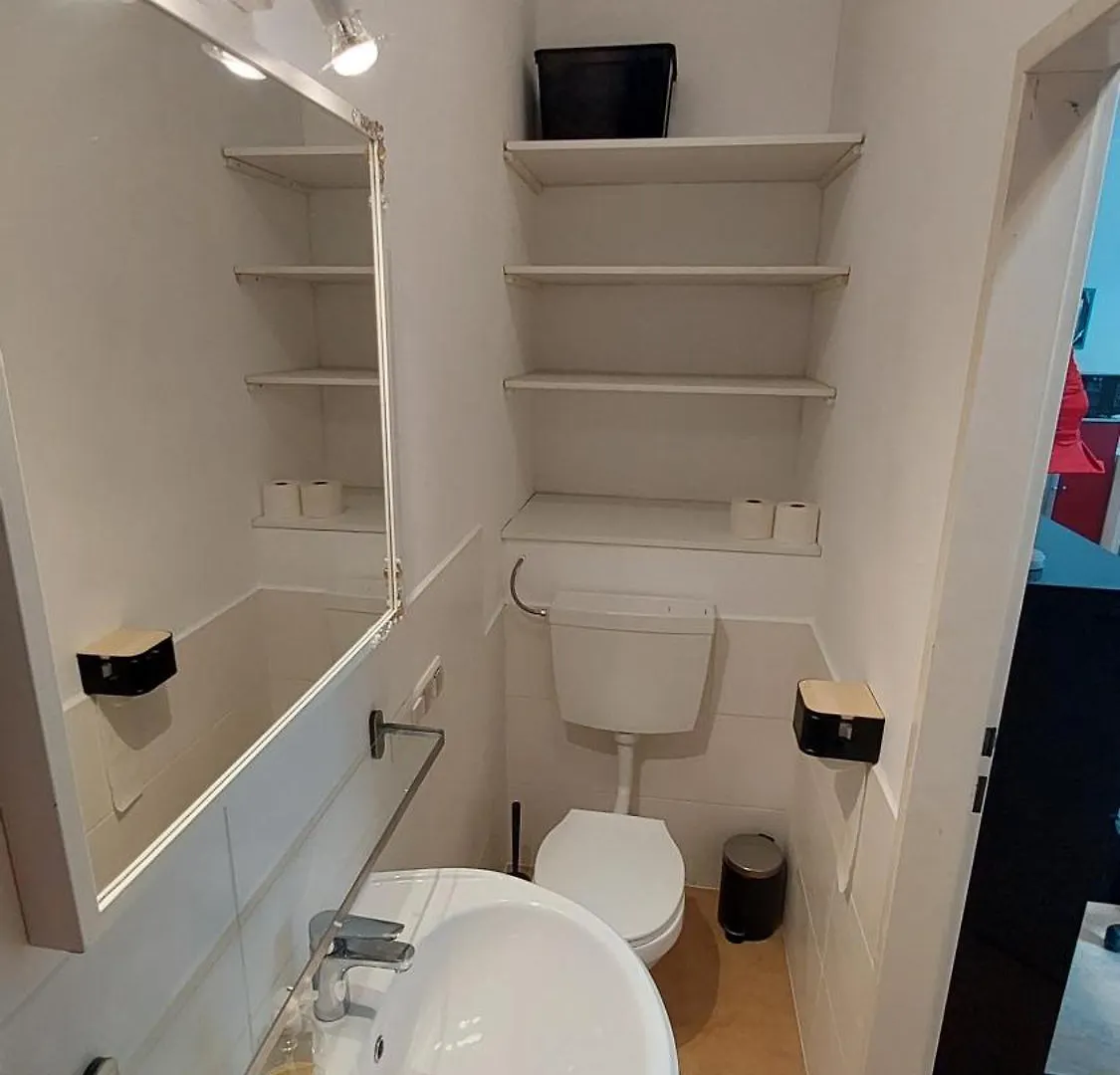 1 Zimmer Wohnung Mit Balkon Daire Graz